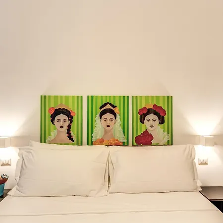 Гостевой дом La Corte Di Partenope 4*