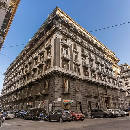 La Corte Di Partenope